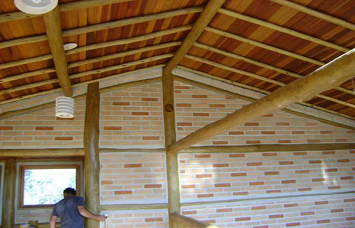Instalação de forro de telhado